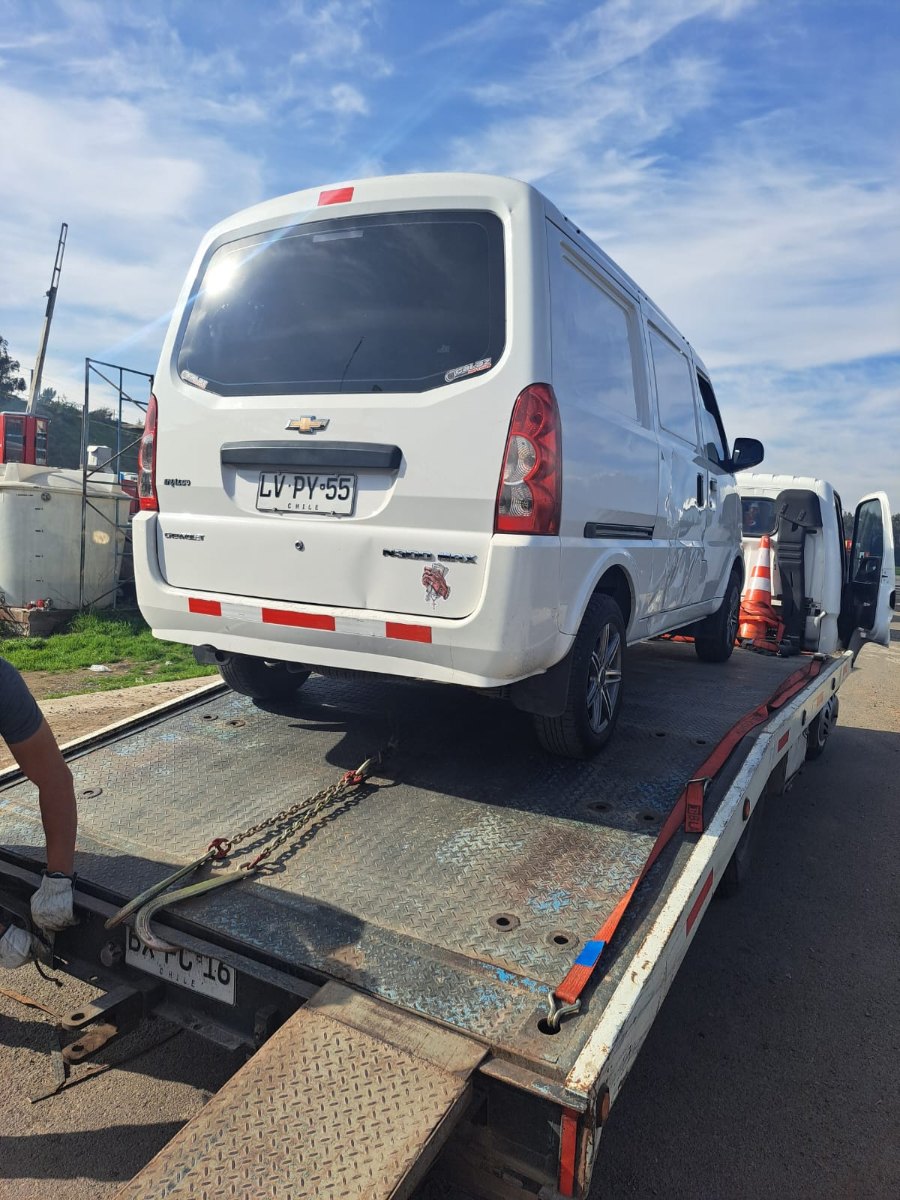 Chevrolet N300 Max Van 12 - Imagen 1