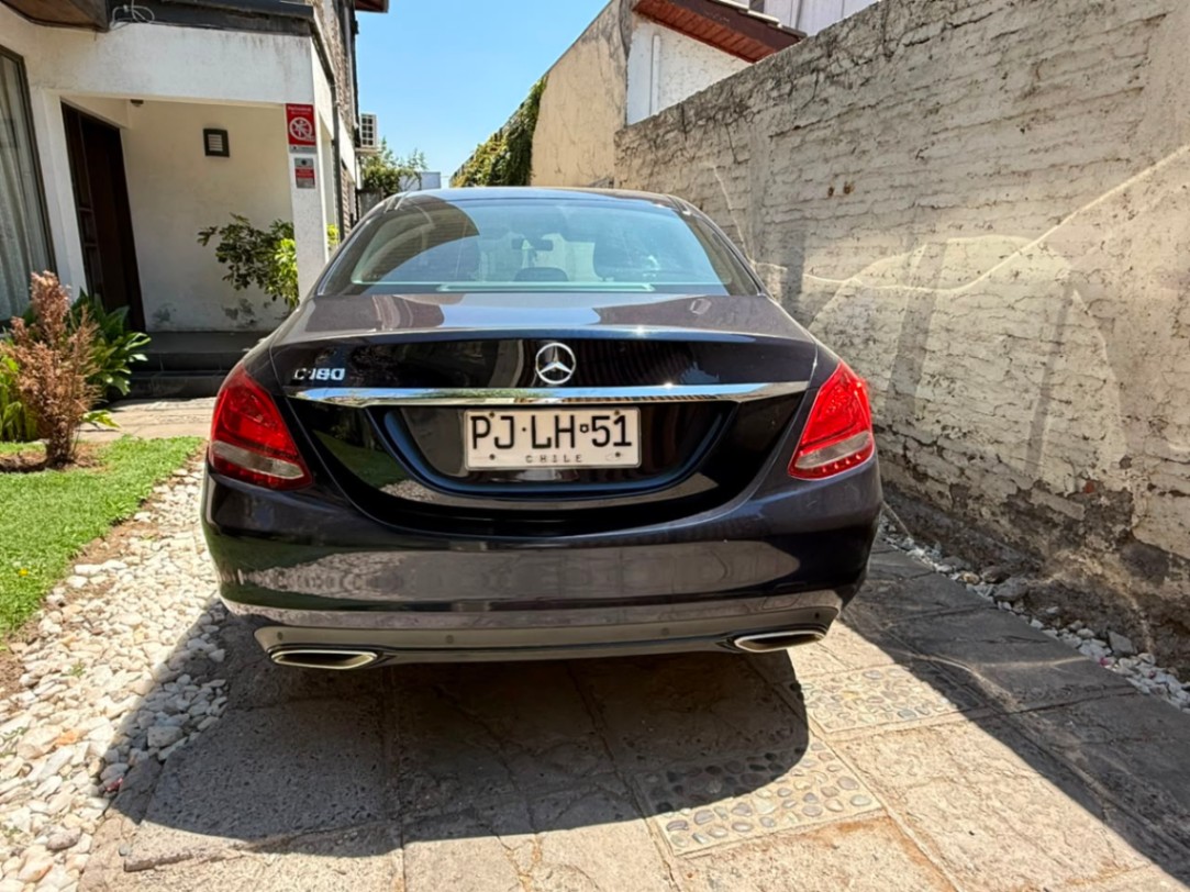 Mercedes-Benz C180 - Imagen 1