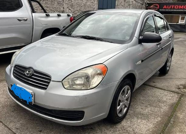 Hyundai Accent - Imagen 1
