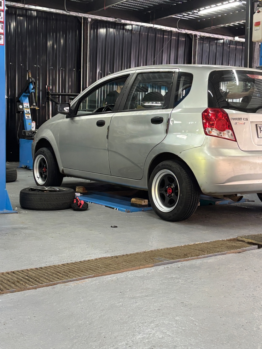Chevrolet Aveo - Imagen 1