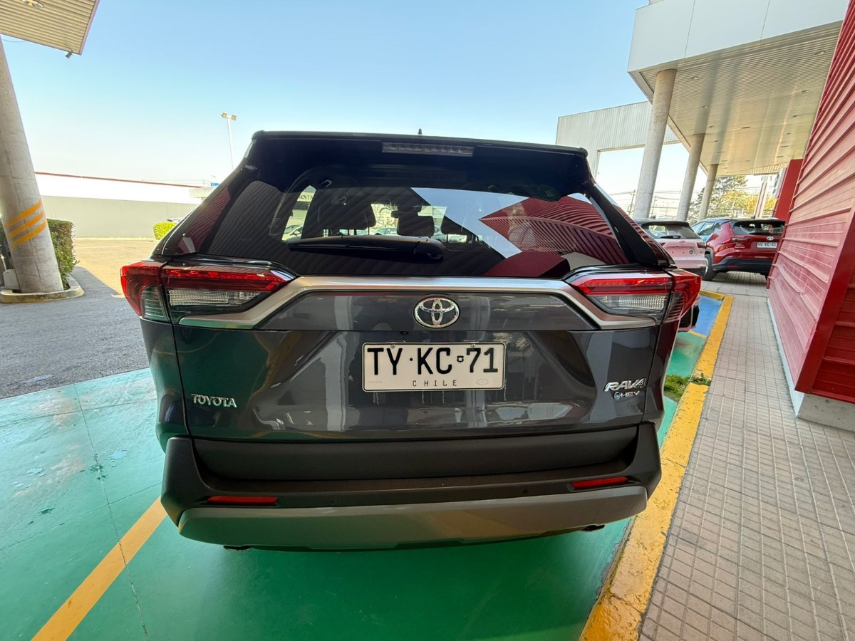 Toyota RAV4 Hybrid - Imagen 1
