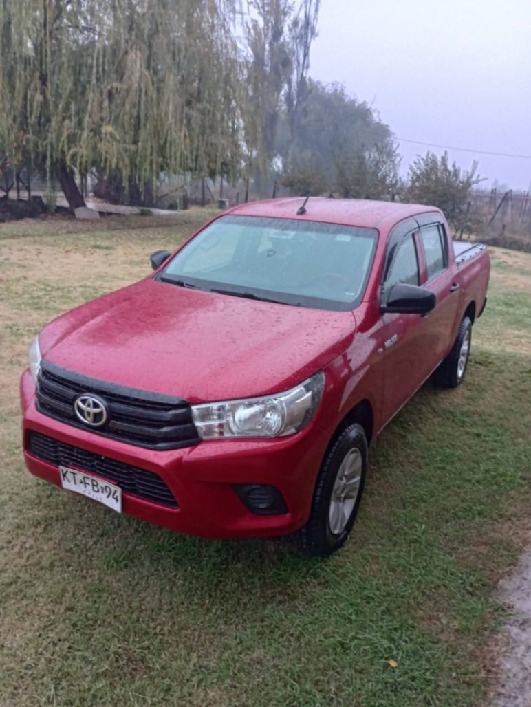 Toyota Hilux - Imagen 1
